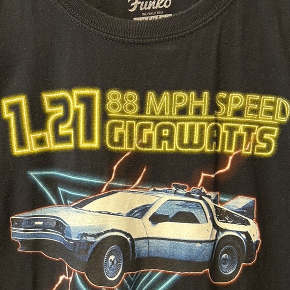 Back To The Future Movie with the DeLorean Super Cool Rare T-Shirt by Funko! - Picture 2 of 5